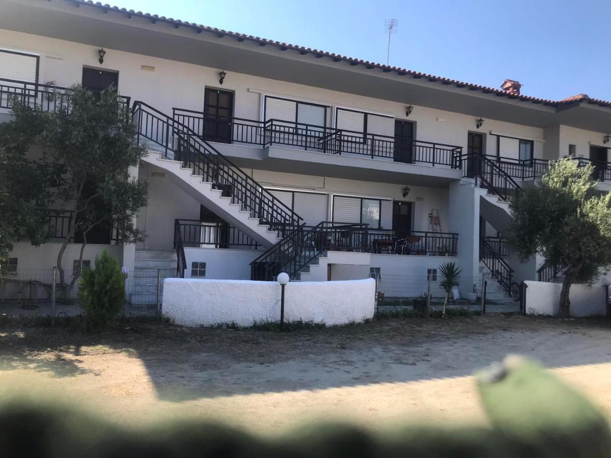 Iris Apartment Pefkochori Exterior foto