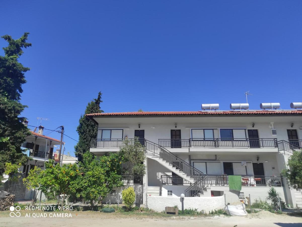 Iris Apartment Pefkochori Exterior foto